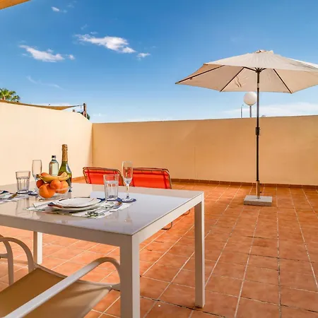 1 Bedroom Beautiful In Apartamento