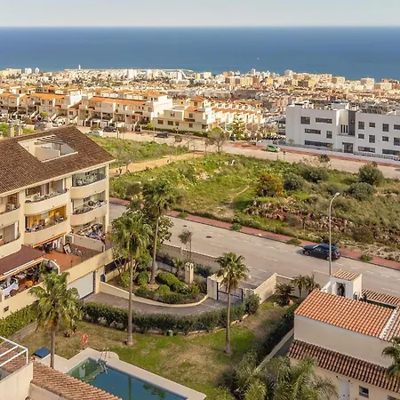 1 Bedroom Beautiful In Apartamento *
