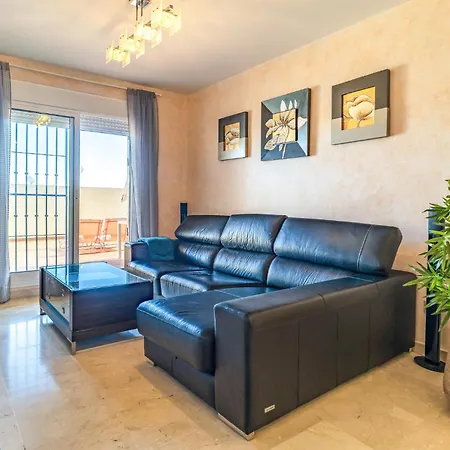 1 Bedroom Beautiful In Apartamento *